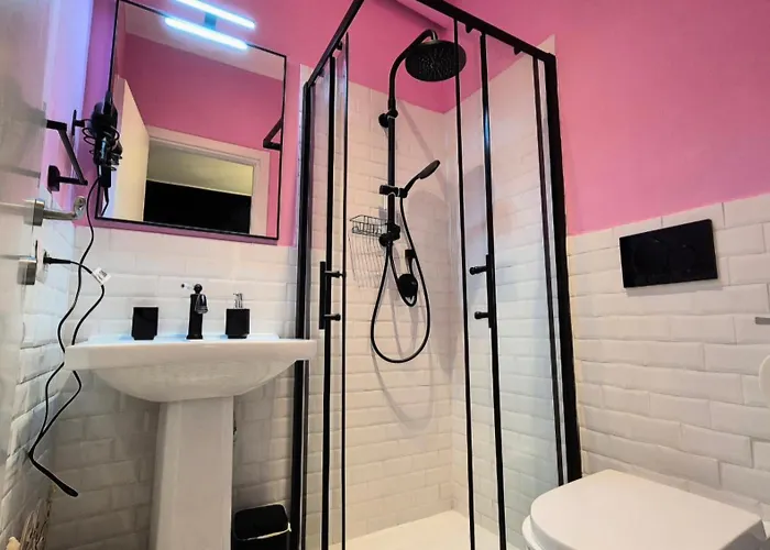 Iaio Testaccio Retro 4* רומא