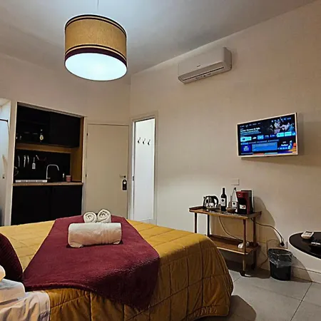 Iaio Testaccio Retro 4*