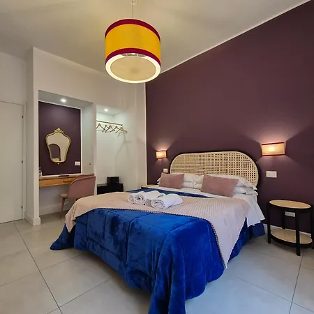 Iaio Luxury Πανσιόν